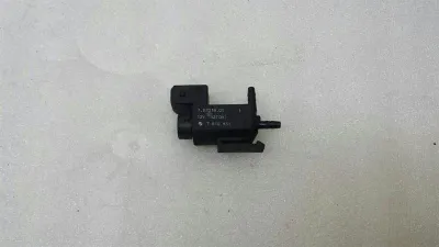 Zawór podciśnieniowy BMW serii 3 F30 7810831