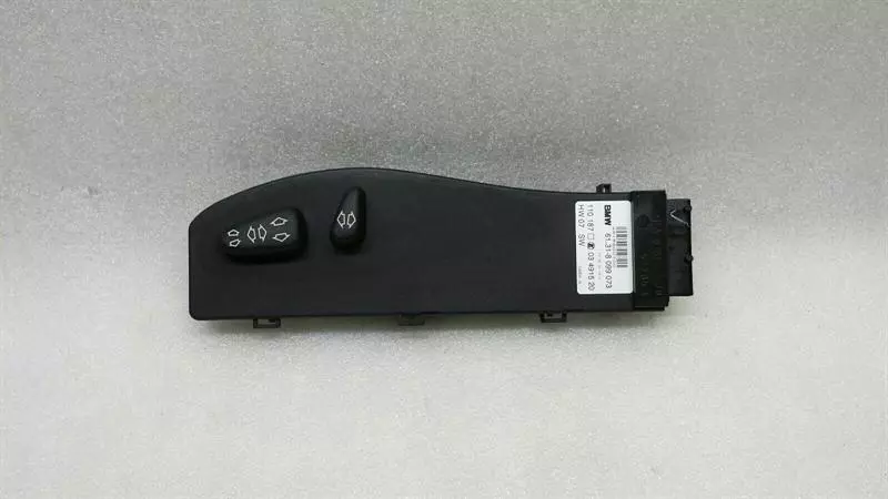 BMW Z4 (G29) BMW Z4 E85 E86 RHD left seat adjustment switch 61318099073 right handlebar