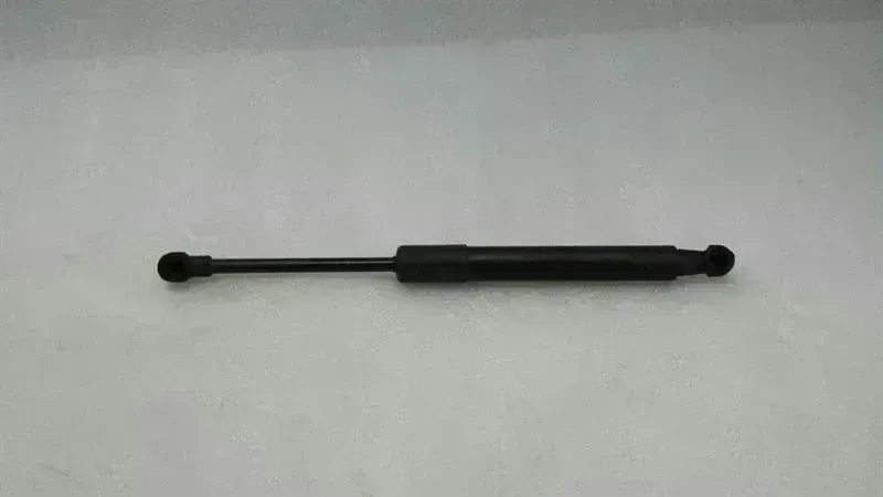BMW 6 (E63 / E64) BMW 6 Series E63 Bonnet Strut 7070670 Damper Bonnet Set