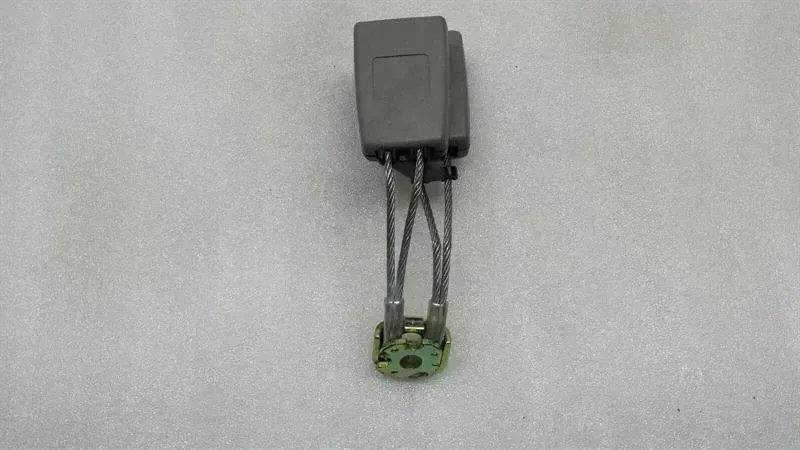 Audi S8 D2 Belt Buckle 4D0857739H Belt Lock Rear Brand/Model: AUDI S8
Year: 2002
Gearbox: Automa...