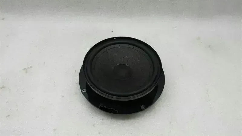 Volkswagen Scirocco Speaker 1K8035454A Speaker