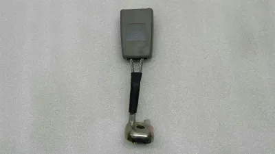 Boucle de ceinture arrière Audi S8 D2 4D0857740M