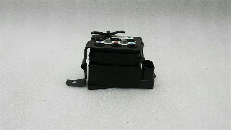 Bentley Continental GT, GTC, Flying Spur Air suspension valve Bentley Continental GT Air suspension valve 15-...