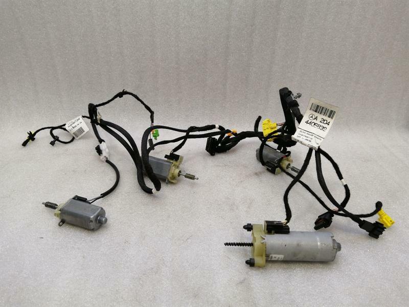 Mercedes-Benz GLK (X204) Mercedes GLK X204 FRH seat track engine A2049104436 right seat actuator Body type: SUV
Fuel: Petrol