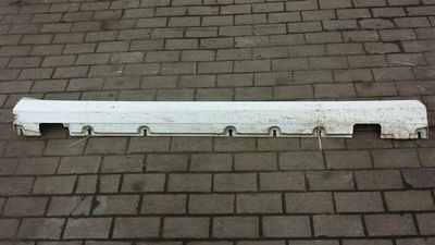 Jupe latérale gauche Mercedes GLK X204 A2046982354 bas de caisse gauche