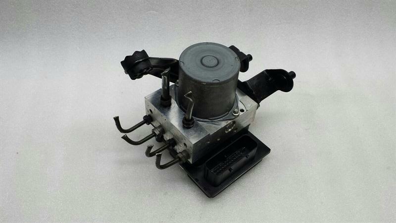BMW 6 (E63 / E64) BMW 6 Series E63 A.B.S Pump 34514777801 ABS Pump Hydraulic Block