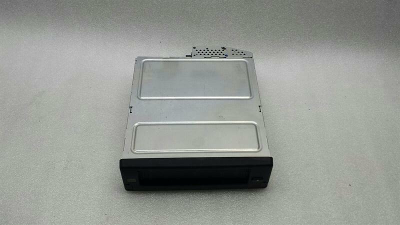 BMW 6 (E63 / E64) BMW 6 Series E63 CD Changer 65129125240 CD Changer