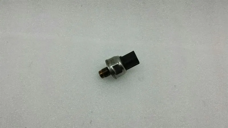 MERCEDES CL W216 FUEL PUMP PRESSURE SENSOR A0045425118 Fuel Pump Sensor