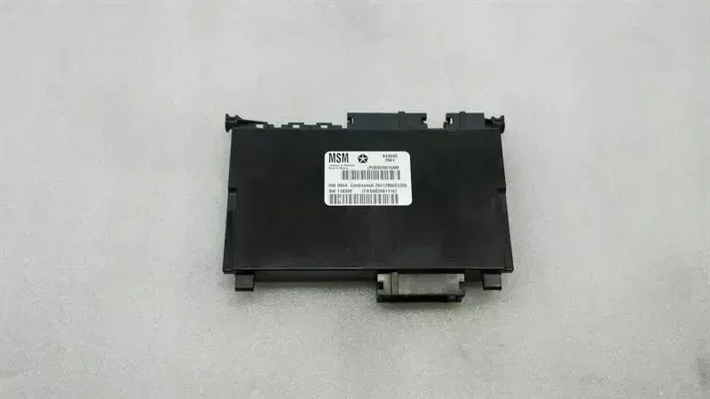 Jeep Cherokee (KL) Jeep Cherokee Seat Module P05026615AM Seat ECU 2013 SRT8 Body type: SUV
Fuel: Petrol