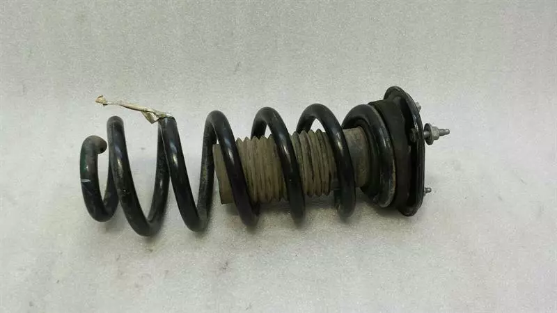 Jeep Cherokee (KL) Jeep Cherokee SRT8 Coil Spring Front 68029628AF Suspension Spring Front Body type: SUV
Fuel: Petrol