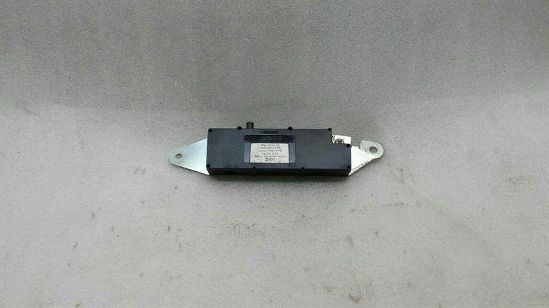 JAGUAR XKR XK X150 Antenna Amplifier 8W83-18C847-AB Antenna Amplifier