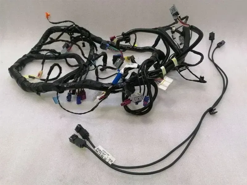 Tesla Model S TESLA MODEL S 70 DASHBOARD WIRING LOOM 1026644-02-G RIGHT HAND DRIVE RHD Body type: Saloon
Fuel: ELECTRIC