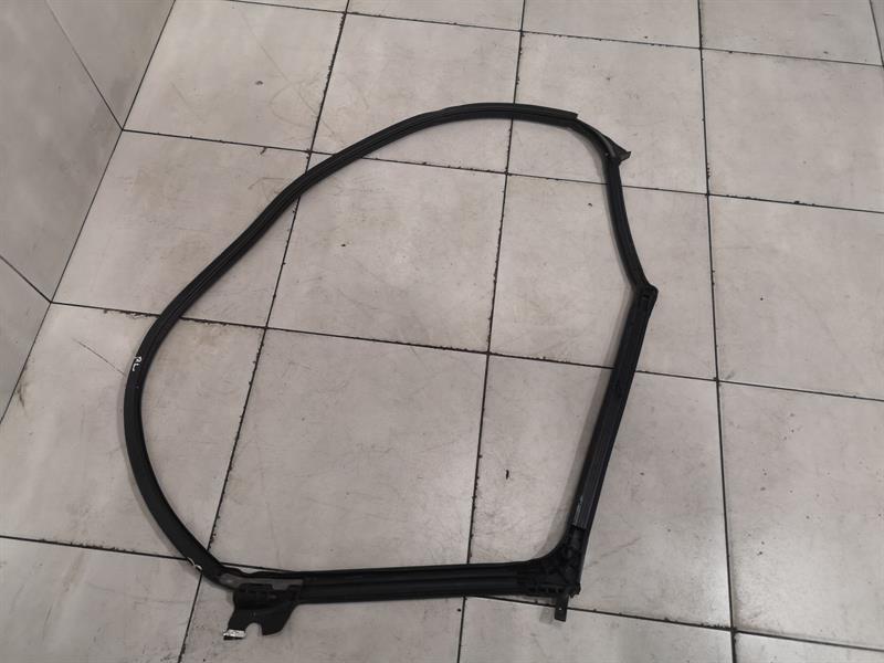 Tesla Model S Door Seal Tesla Model S 70 Rear Left Door Seal 6009585-00...