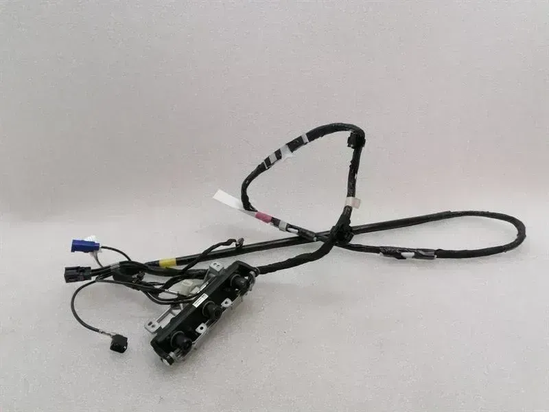Tesla Model 3 Electronic module Tesla Model 3 Electronic module 1143746-01-D EC...