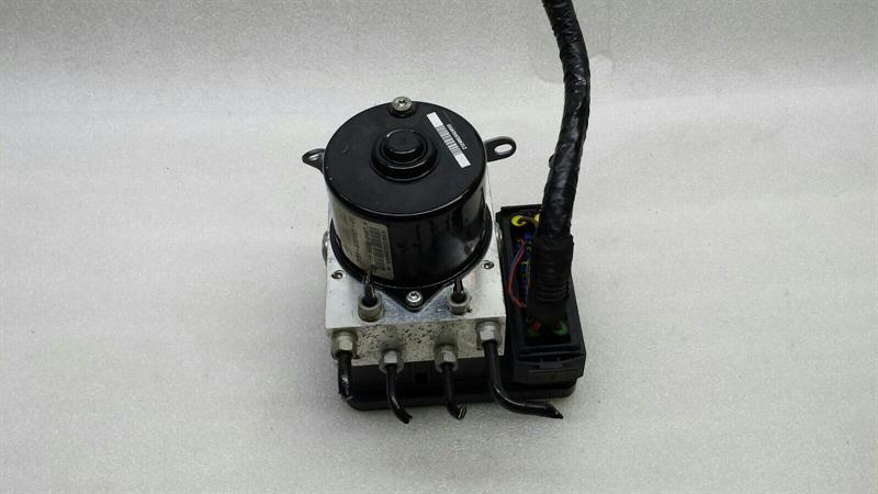 BMW 1 (E81 / E82 / E87 / E88) BMW 1 Series A.B.S Pump Control Unit Hydraulic Block 34516791521 6787837 Body type: Unknown
Fuel: Diesel