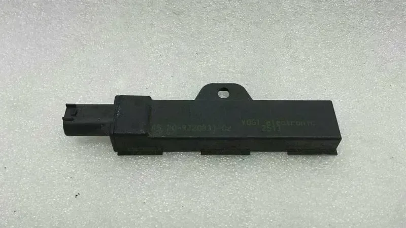 BMW 5 (F10 / F11) BMW 5 Series F10 Antenna 9220831 Keyless Go Antenna