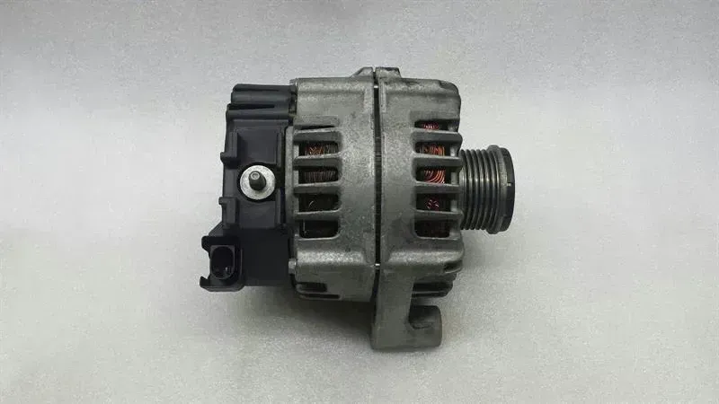 BMW 1 (E81 / E82 / E87 / E88) BMW 1 Series E81 Alternator 8519890 Alternator N47 3D31 150A Body type: Unknown
Fuel: Diesel