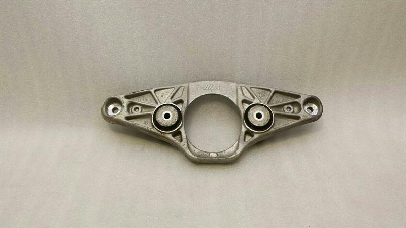 BMW 5 / i5 (G60 / G61) 2023-... BMW 5 Series F10 M5 rear diff holder bracket 2284474 holder carrier