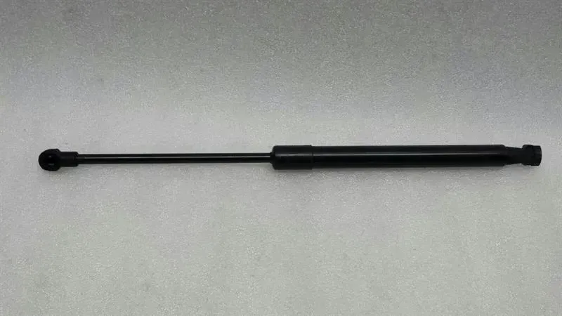 BMW 1 (E81 / E82 / E87 / E88) BMW 1 series E81 bonnet strut 51237118370 gas spring for bonnet Body type: Unknown
Fuel: Diesel