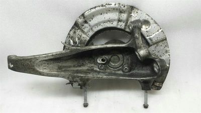 BMW M5 F10 M6 F06 F12 Корпус на лагера на колелото Ляв 2284053 Предна лява главина