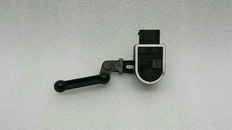 BMW 5 / i5 (G60 / G61) 2023-... BMW M5 F10 altitude sensor level sensor 6784072 xenon level sensor