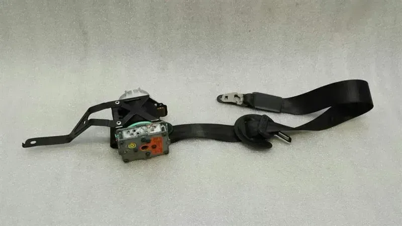 Audi A3 (8Y)  2020-... Audi A3 8P RLH seat belt 7N0857737DE seat belt belt rear left