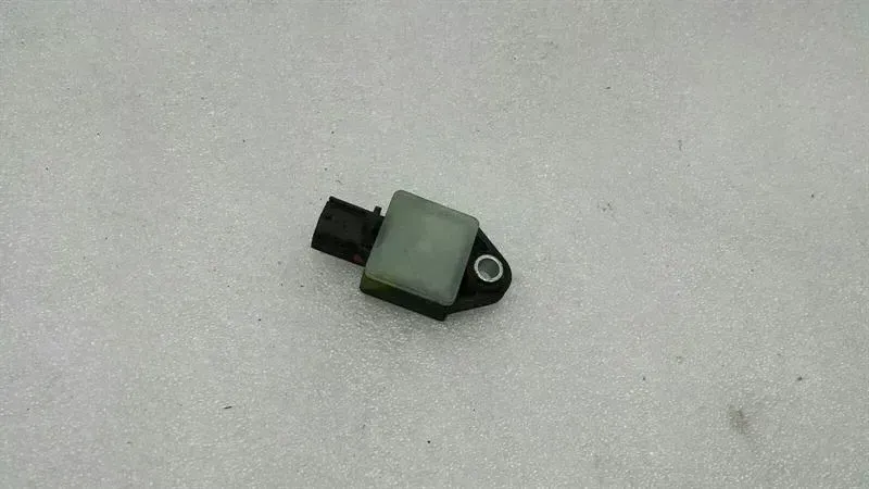 Maserati GranTurismo / GranCabrio MASERATI GRANTURISMO S Crash Sensor 20123227580064 Impact Sensor Body type: Coupe
Fuel: Petrol