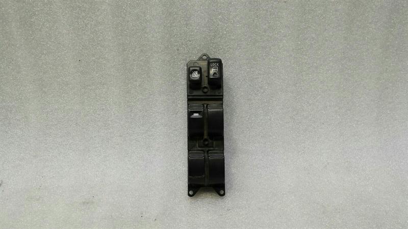 Mitsubishi Lancer Mitsubishi Lancer main window switch 8608A068 switch window regulator Body type: Saloon
Fuel: Petrol