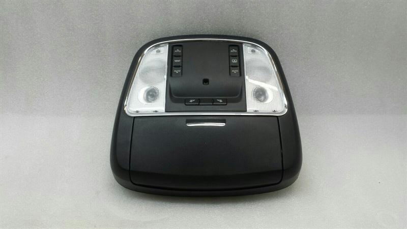 Chrysler 300C CHRYSLER 300C Dome Light 1RC66DX9AG Indoor Light Indoor Light SRT8 2012 Body type: Saloon
Fuel: Petrol
