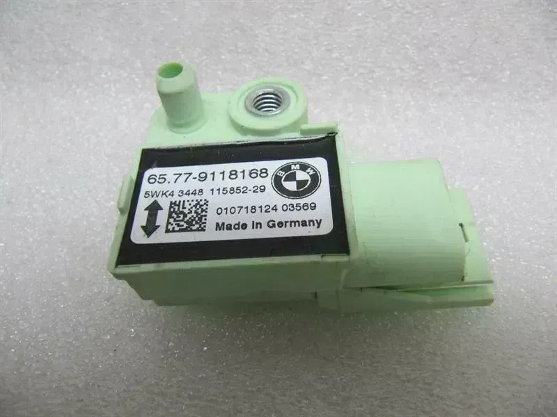 BMW 6 (E63 / E64) BMW 6 Series E63 Crash Sensor 65779118168 Impact Sensor Body type: Coupe
Fuel: Petrol