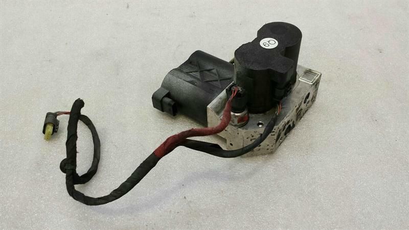 Mercedes W221 W216 ABC Suspension Valve Block A2213200358 ABC Hydraulic Valve