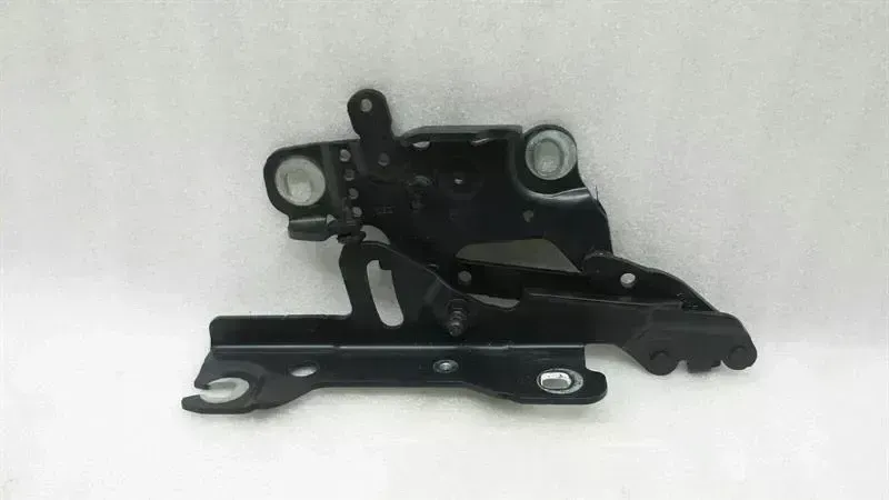 BMW 1 (E81 / E82 / E87 / E88) BMW 1 Series F20 F21 Bonnet Hinge LHS 13989610 Bonnet Hinge Left Body type: Hatchback
Fuel: Unknown