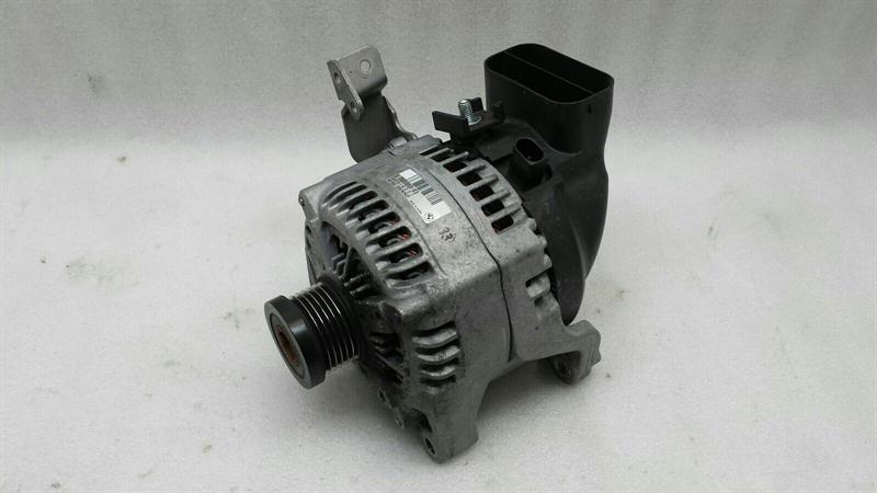 BMW 1 (E81 / E82 / E87 / E88) BMW 1 Series F20 F21 Alternator 7605060 Alternator 116i Body type: Hatchback
Fuel: Unknown