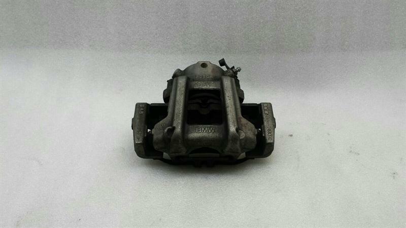 BMW 1 (E81 / E82 / E87 / E88) BMW 1 Series F21 F20 Brake Caliper Front Right 6850644 Front Right Brake Calliper Body type: Hatchback
Fuel: Unknown