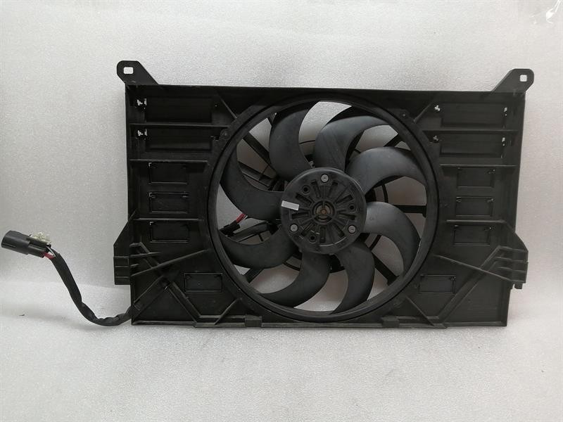 Jaguar I-Pace 2018-2024 JAGUAR i-PACE X590 EV400 Radiator Fan J9D3-8C607-AC Fan Electric Fan