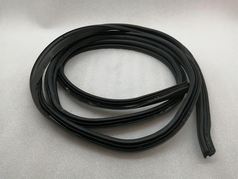 Jaguar I-Pace 2018-2024 JAGUAR i-PACE X590 EV400 BOOT LID SEAL J9D3-43712-A TRUNK LID GASKET