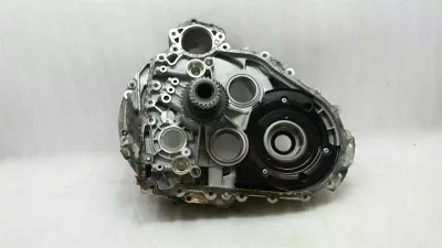 MERCEDES CLA W117 W246 CLUTCH HOUSING SHAFT A2462704900 FLYWHEEL HOUSING
