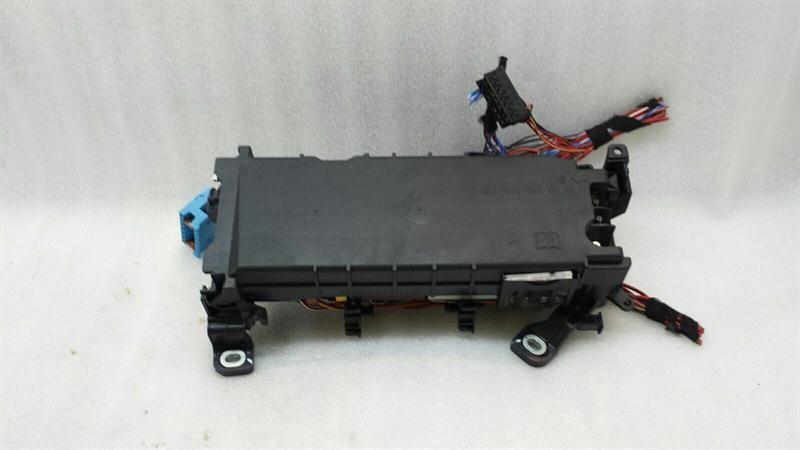 Mercedes-Benz CLA (C117) Mercedes CLA W117 W246 Fuse Box A2465400240 Fuse Box Body type: Saloon
Fuel: Petrol
