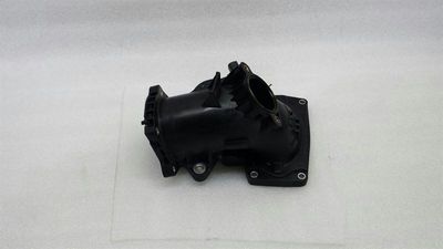 Mercedes E klases W212 ieplūdes caurule A6510900028 ieplūdes šļūtenes starpdzesētājs