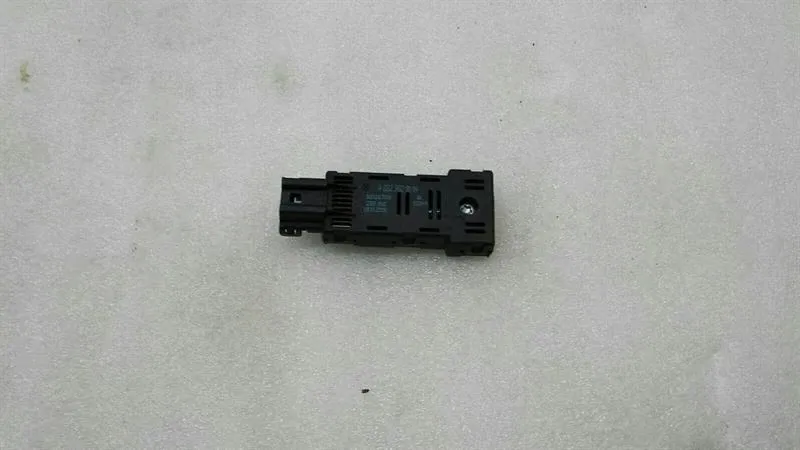 Mercedes CLA W117 rear window heater module A2229820004 rear window heater