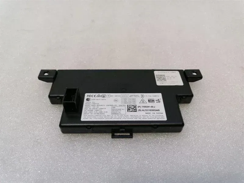 Tesla Model 3 Electronic module Tesla Model 3 Electronic Module 1100241-00-J Co...