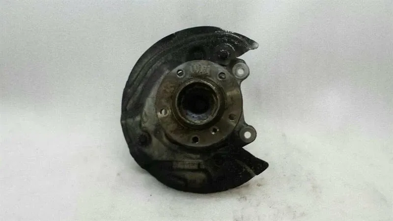 BMW Z4 E89 Left Front Hub 6793923 Wheel Bearing Housing Front Left