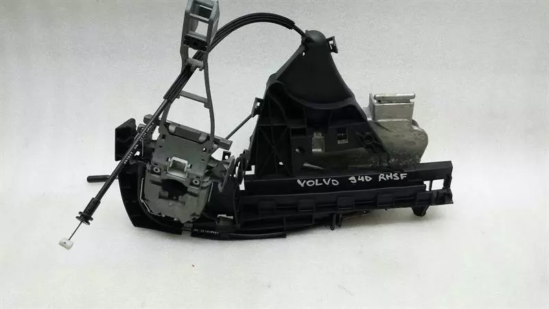 Volvo S40 Volvo S40 RHD Front Right Door Lock 30632849 Right Hand Drive