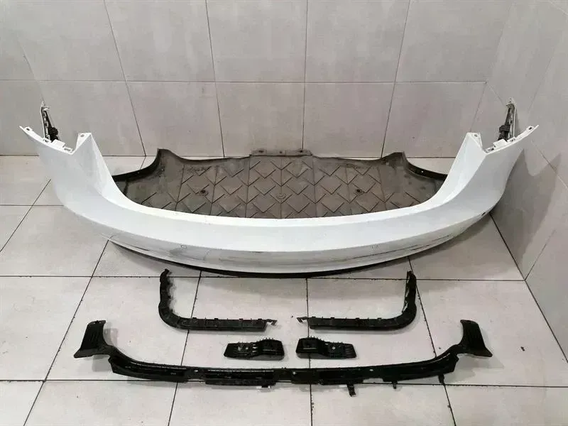 Tesla Model 3 rear bumper Tesla Model 3 Standard Range Rear Bumper 110890...