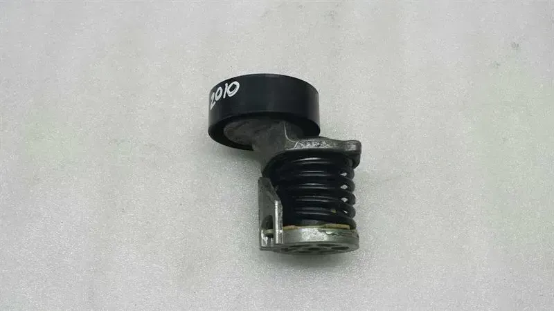 Audi A4 (B8) Audi A4 8K Belt Tensioner 038903315AH Pulley Tensioner 2.0TDI Body type: Saloon
Fuel: Diesel