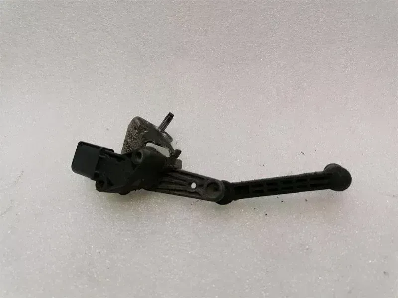 Tesla Model 3 Sensor Tesla Model 3 Standard Range Rear Left Level Se...