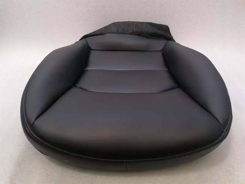 Tesla Model 3 Seat Tesla Model 3 Front Right Seat Pad 1452936-71-E...