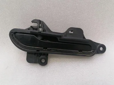Poignée de porte standard Tesla Model 3 1528115-00-C poignée de porte DROITE DROITE
