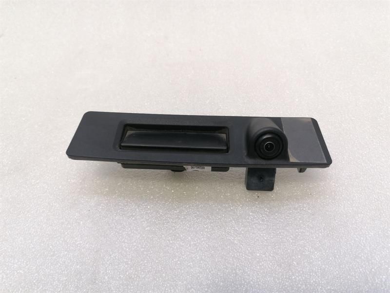 Tesla Model 3 Electronic Module 1095949-00-E Controller REAR VIEW CAMERA