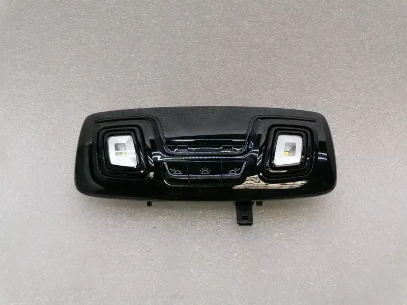 BMW iX (I20) BMW iX i20 40 dome light 5A3DE34 interior light interior light Body type: SUV
Fuel: ELECTRIC